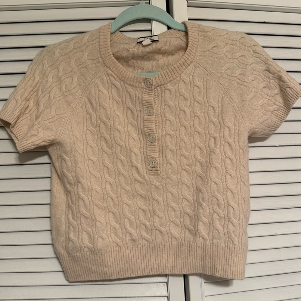 J.Crew Cashmere cable-knit henley T-shirt
Item BH453